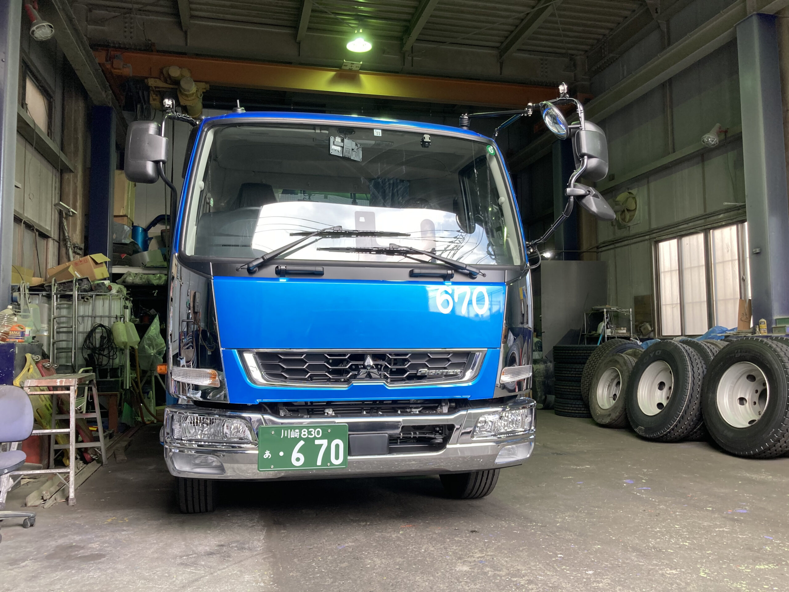 ８ｔ積ミキサー車（三菱ふそう ファイター）